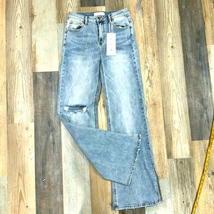 Risen flare jeans